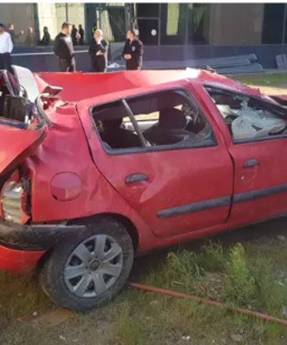 Kontrolden çıkıp 20 metre yükseklikten düştü...