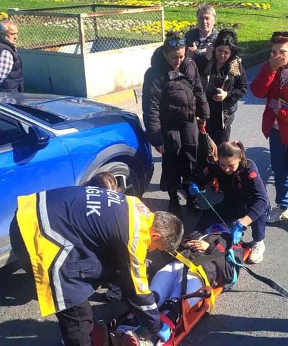 Otomobil motosiklet ile çarpıştı…