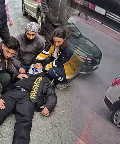 Motosiklet kazası kameralara yansıdı...