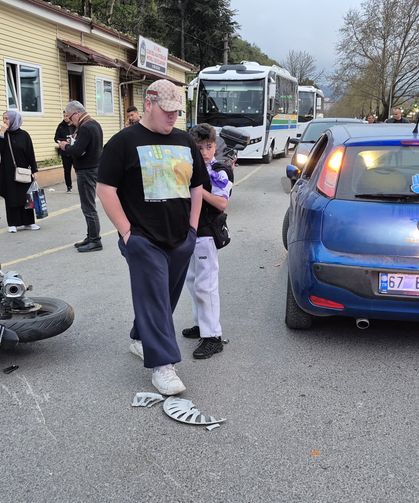 'U dönüşü' kazaya sebep oldu... 2 yaralı...