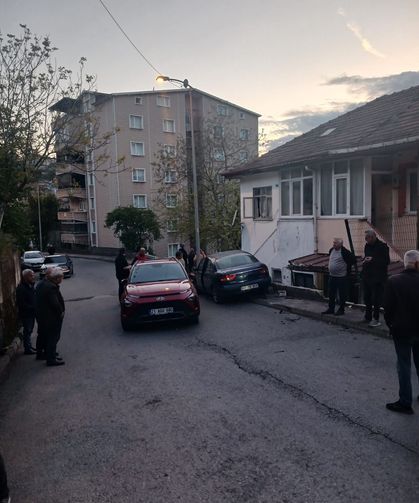 Trafik kazasında 2 kişi yaralandı...