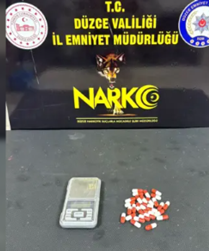 NARKO ekipleri u*uşturucuya geçit vermiyor...