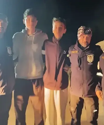 Hayatlarını kurtaran ekiple fotoğraf çektirdiler…
