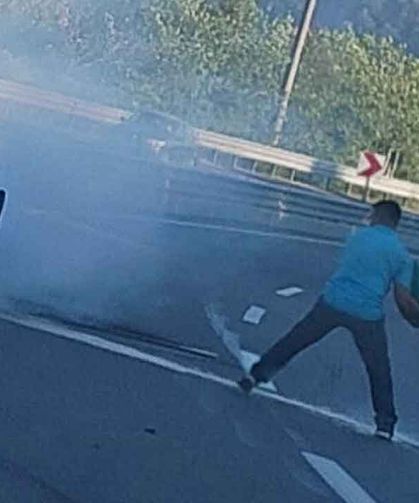 Motosiklet alev aldı… Sürücü ağır yaralandı…