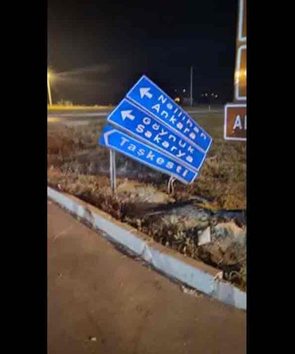 Sen misin o tabelaya çarpıp kaçan!…