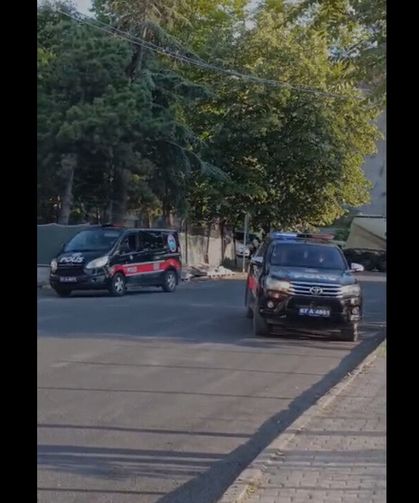 SOLO TÜRK keşif uçuşunda polisler seferber oldu....