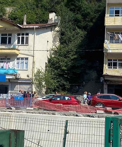 Dengesini kaybetti… Beton zemine düştü…