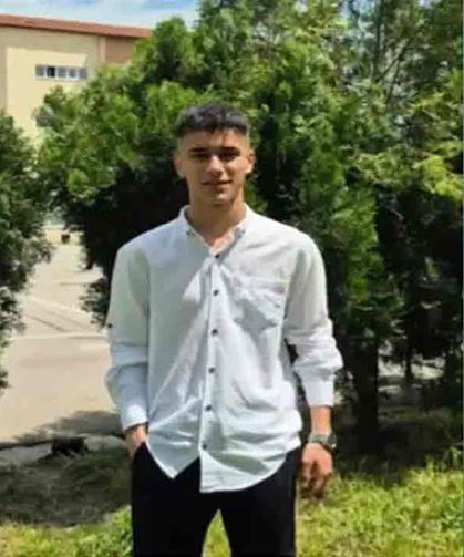 19 yaşındaki Berat, odasında ölü bulundu