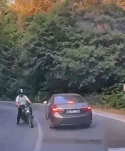 Yaşanan kaza, araç içi kamerasına yansıdı…