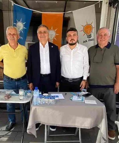 Saffet Bozkurt’tan AK Parti üye standına ziyaret…