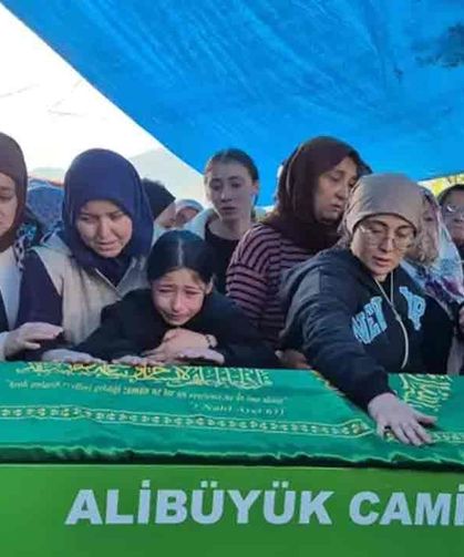 Ölen babasının ardından yaptığı paylaşım yürek burktu…