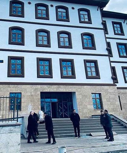Yeni Hükümet binası hizmete açılıyor…