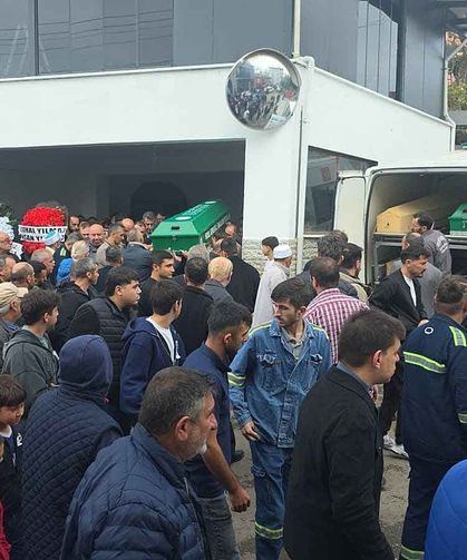 Ömer Halis, gözyaşları arasında toprağa verildi…