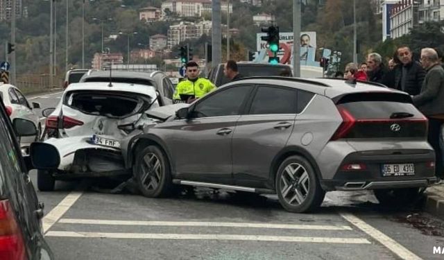 Otomobiller çarpıştı... 2 kişi yaralandı...