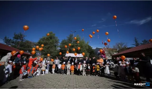 'Lösemili Çocuklar' için gökyüzüne balon bırakıldı...