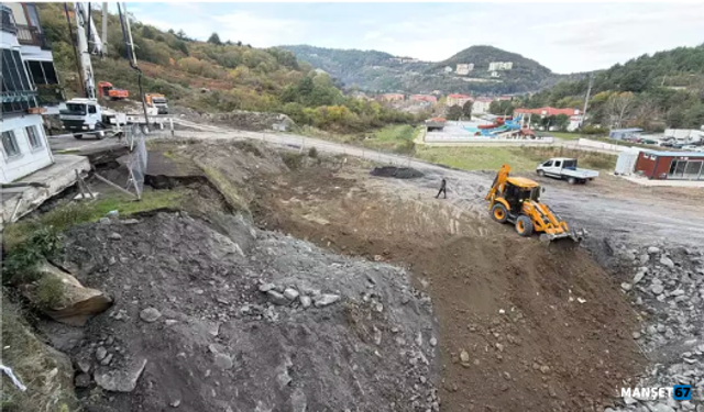 70 kişi tahliye edilmişti; çöken alan toprakla dolduruluyor