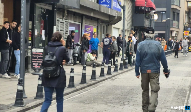 İki grup arasında büyük kavga... Polis zorluk çekti...