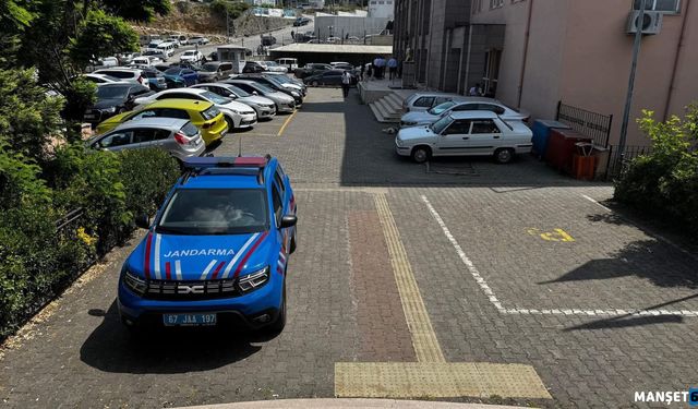 Jandarma'dan kaçamadı... Gizli bölmede yakalandı...