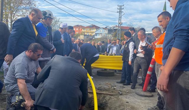 Tarihi Hizmet... Doğalgaz İçin İlk Kazma Vuruldu...
