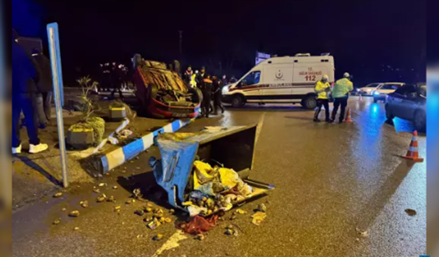 Polisten kaçtı, refüje çarptı... Yaralılar var...