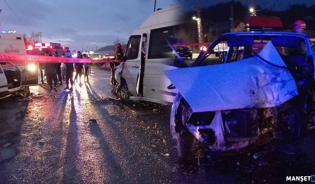 Feci kaza… Kafa kafaya çarpıştılar… 6 yaralı var...