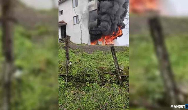 Garajda çıkan yangında 6 araç yandı...