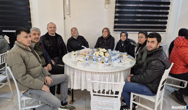 Umum Servis Araçları Derneği, iftarda bir araya geldi...