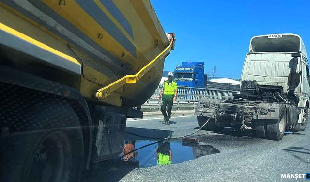 Dorse TIR’dan ayrıldı… Yol trafiğe kapandı…