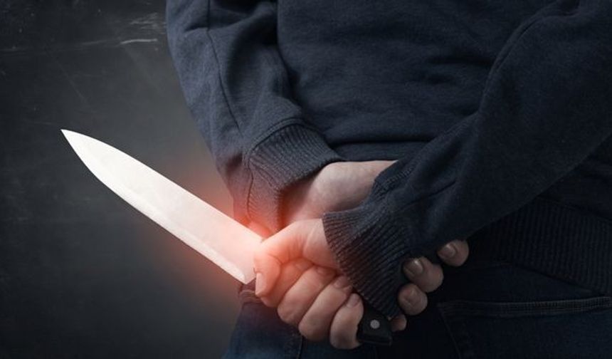 Bıçaklı kavgada kan aktı: 1 kişi yaralandı