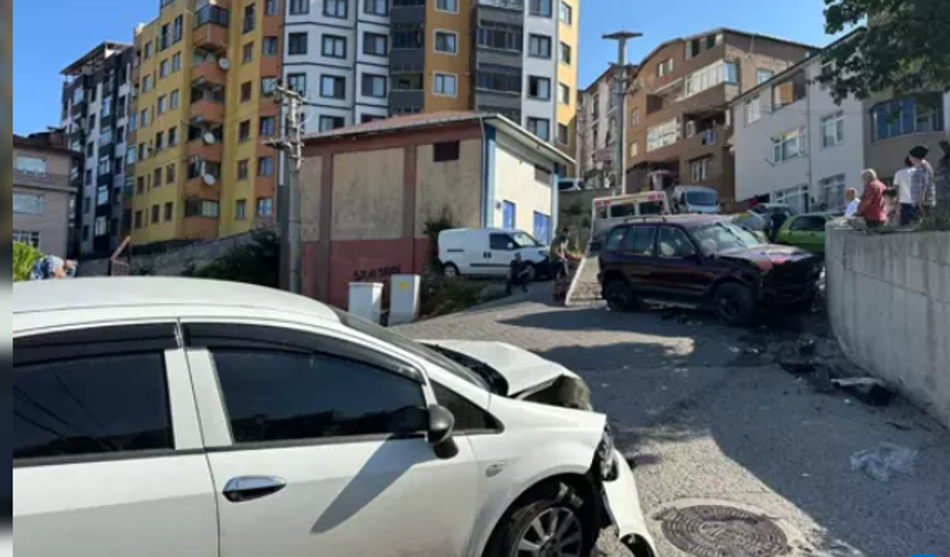 Freni boşalıp araçlara çarptı... Yaralılar var...