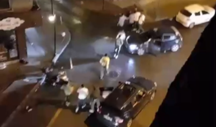 Yumruklar, tekmeler havada uçuştu...