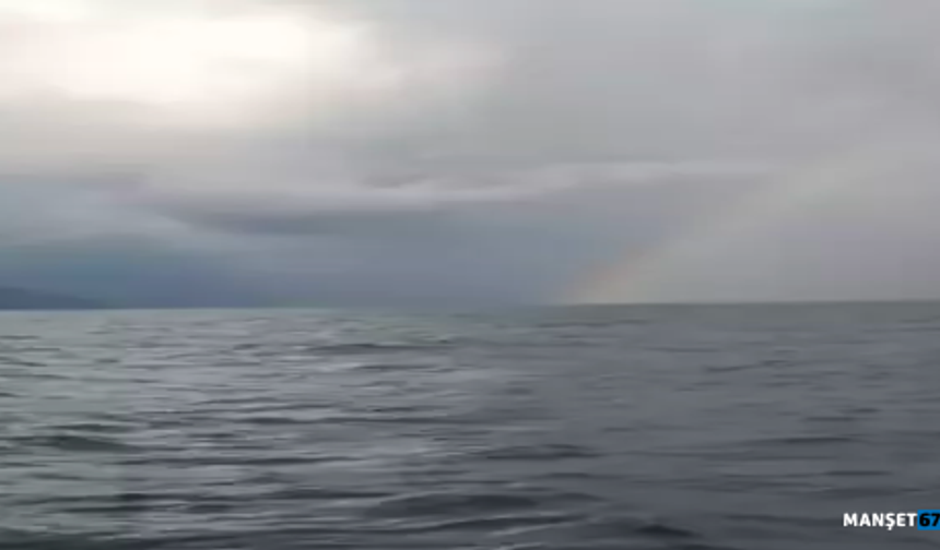 Önce hortum, sonra gökkuşağı kameralara yansıdı...