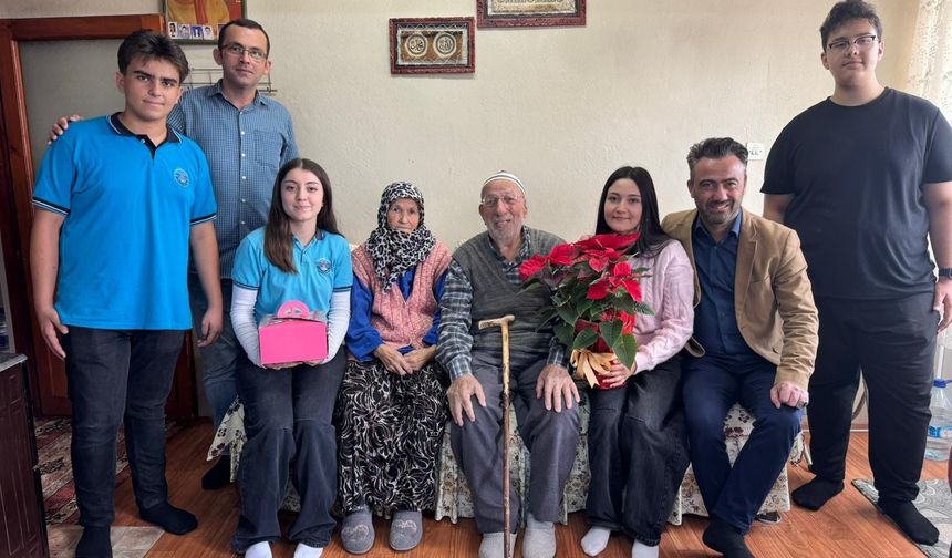 Yaşlılar gününde Odabaşı ailesini ziyaret ettiler…