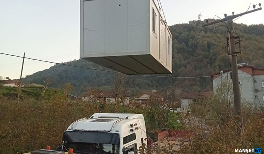 Evleri zarar görmüştü...  Kaymakamlıktan yardım eli uzandı..
