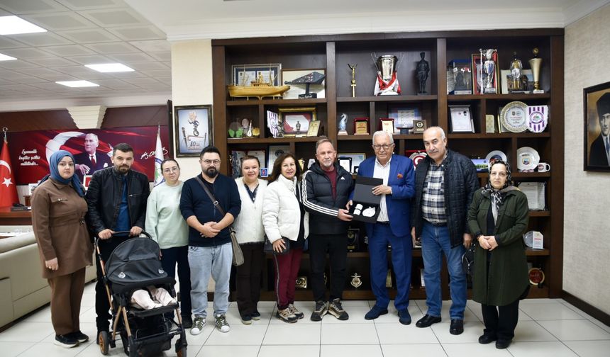 Başkan Posbıyık'a anıt için teşekkür...