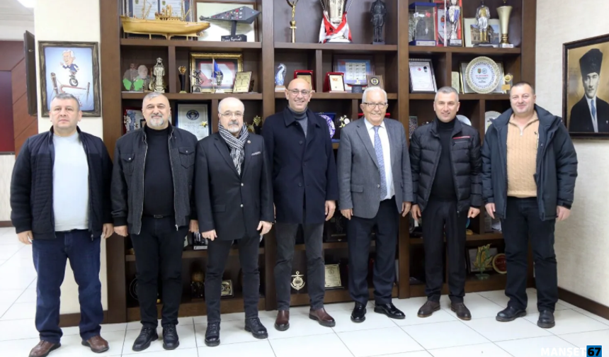 CHP'ye gitmişlerdi... Posbıyık'ı ziyaret ettiler...