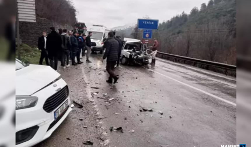 Kafa kafaya çarpıştılar... Çok sayıda yaralı var...