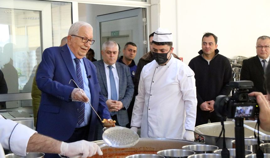 Sefer tasları, ilk iftar için yola çıktı...