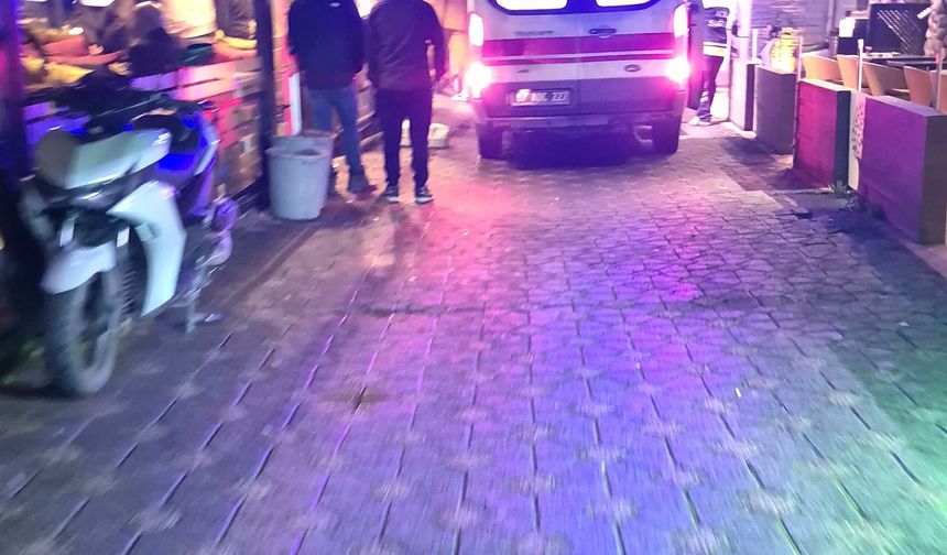 Oturduğu yerde baygınlık geçirdi... Hastaneye kaldırıldı..