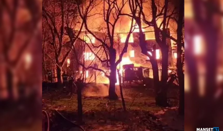 2 katlı ahşap ev ve odunluk alevlere teslim oldu...