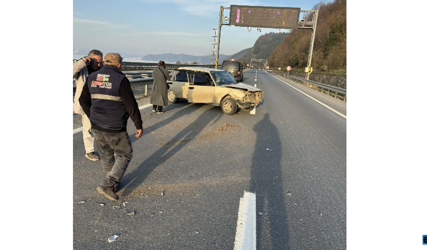 Bariyere çarparak durabildi… Yaralılar var…