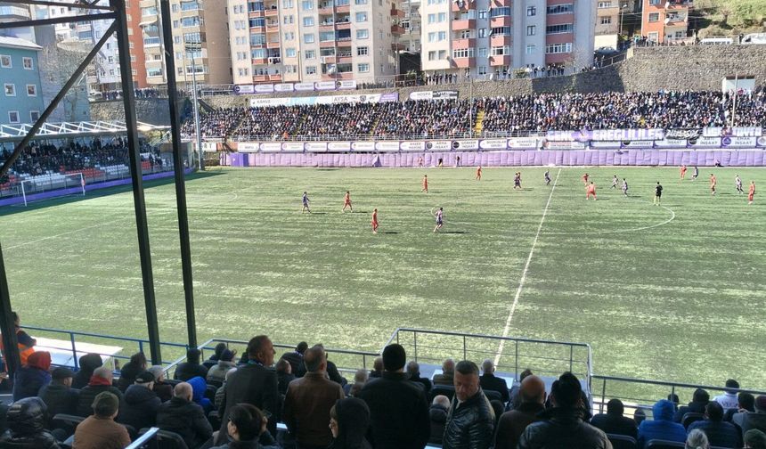 Ereğli Düzce engelini rahat geçti...