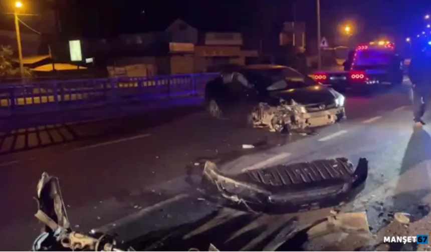 Köprüdeki korkuluklara çarptı; 3 yaralı...