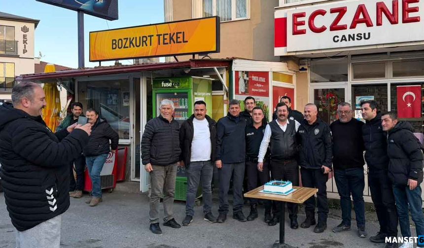 Kavga ihbarına gelen polislere pasta kestiler…