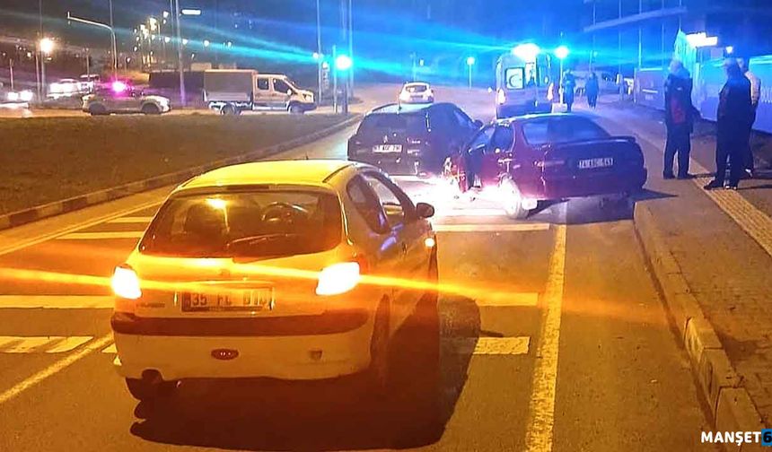 Araçlara çarparak durabildi… Yaralılar var…