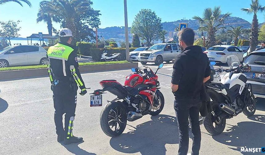 Sahilde motor kazası… Yaralı var…