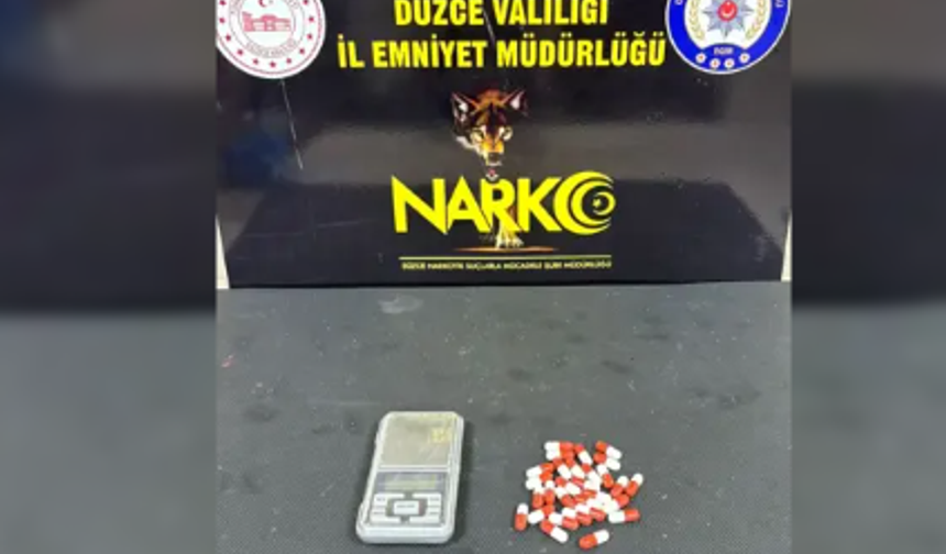 NARKO ekipleri u*uşturucuya geçit vermiyor...