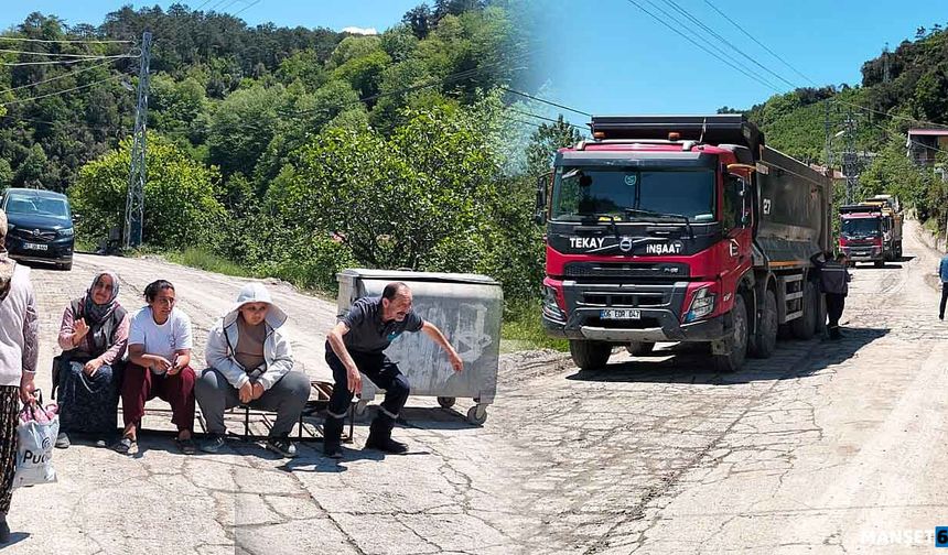 Mahalle halkı yolu çöp tenekeleri ile kapattı…