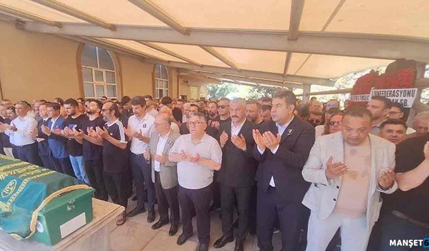 Eğitim camiası yasta… Şahin Ören’e son görev…