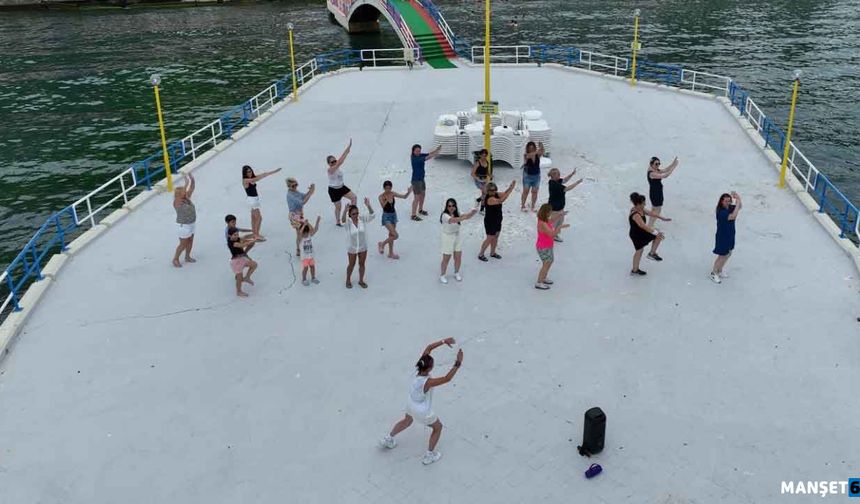 Ereğli Belediyesi BARIŞ Plajı’nda Zumba coşkusu!